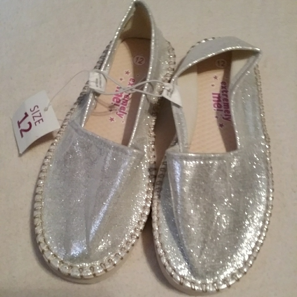 Brand new girls silver flat shoes size 12